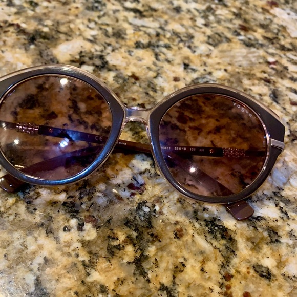 Vogue Elegant Brown Sunglasses main image 11